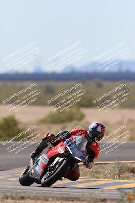 media/May-11-2024-SoCal Trackdays (Sat) [[cc414cfff5]]/6-Turn 3 (925am)/